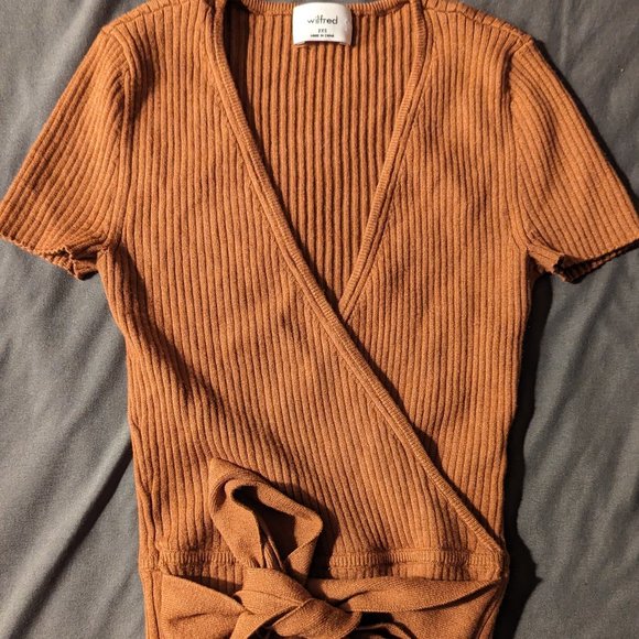 Aritzia - Wilfred All-Tied Up Short Sleeve Sweater - Size 2XS - Picture 4 of 5